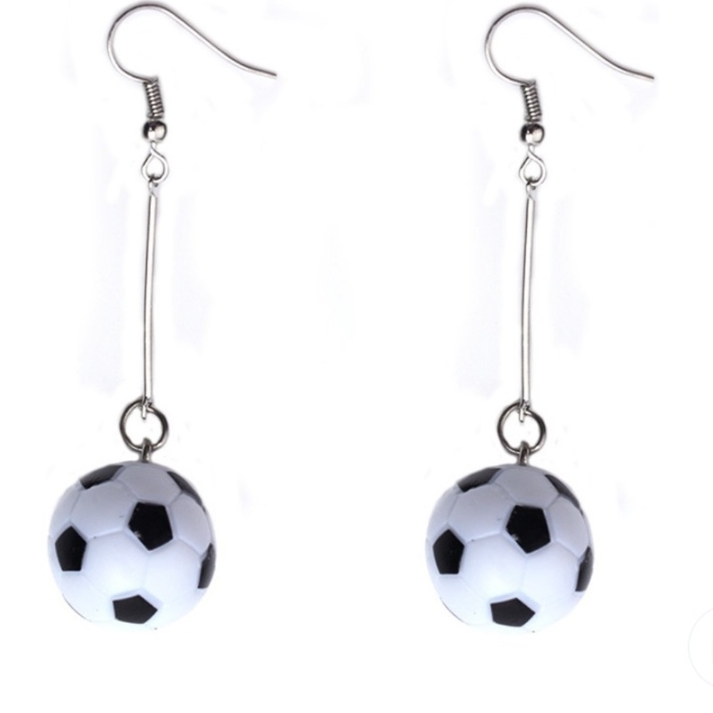 🎉CLOSING🎉🆑5/$25🆑if bundled Soccer Earrings